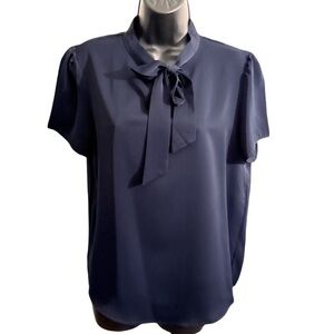 Chic Women's Navy Blouse with Bow Detail